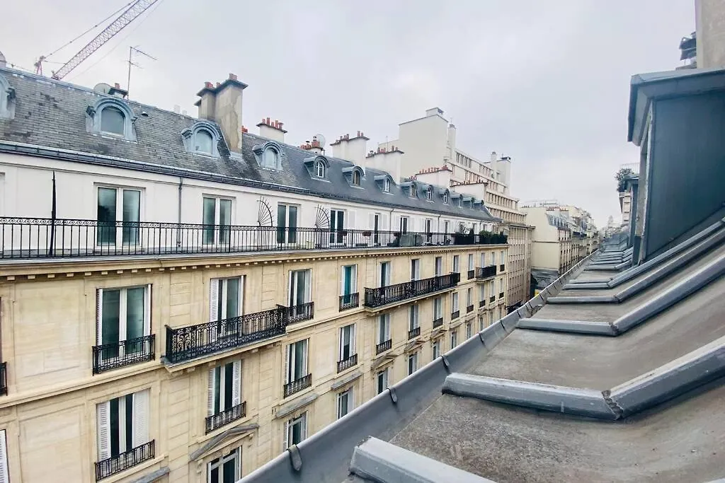 Sttudio Champs Elysees Paris Apartment